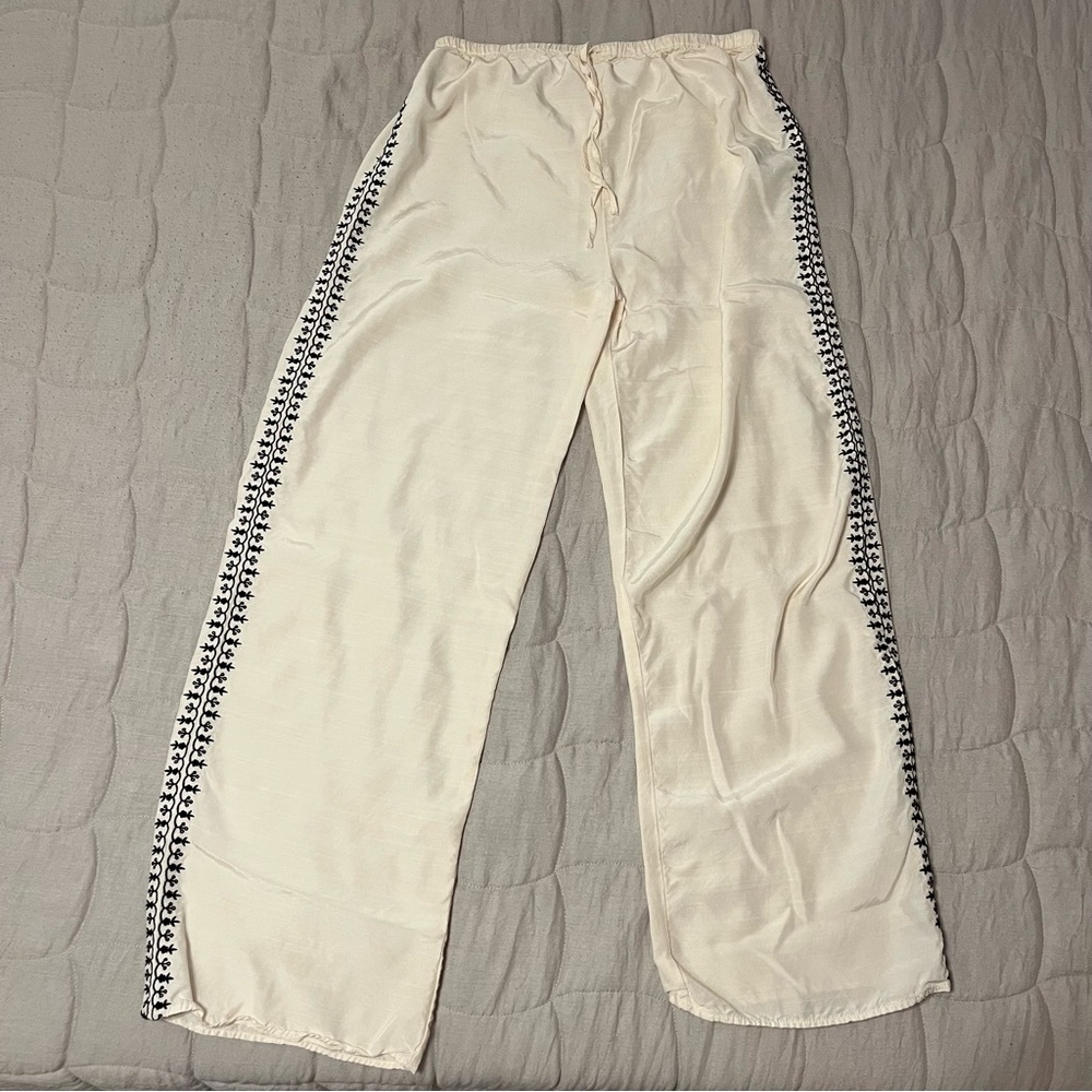 Zara Cream Wide Leg Pants with Black Trim